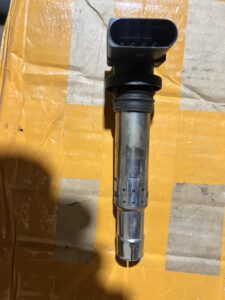 Катушка зажигания Skoda Octavia A5 2008 VAG 036905715F